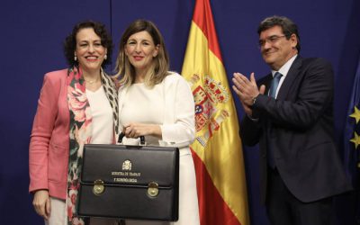 La ministra de Trabajo abordará hoy la subida del SMI con patronal y sindicatos